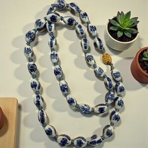 Blue and White ceramic VTG Beaded Necklace
